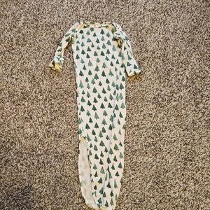 Milkmaid Goods Christmas Tree Knotted Gown.